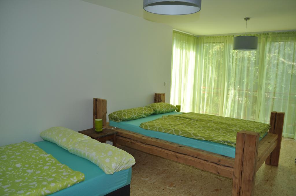 Punkrock Harbour Pension Baehr Karlsruhe Dış mekan fotoğraf